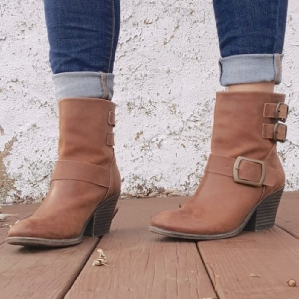Lucky Brand Tommie Chestnut Brown Leather Buckle Ankle Moto Heeled Boot …